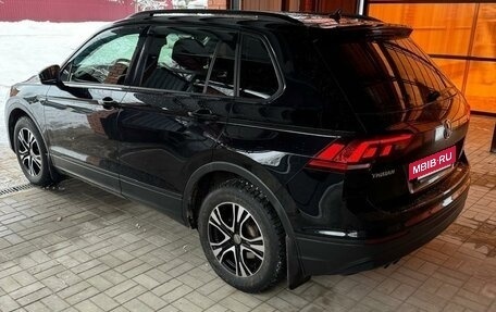 Volkswagen Tiguan II, 2020 год, 3 000 000 рублей, 4 фотография