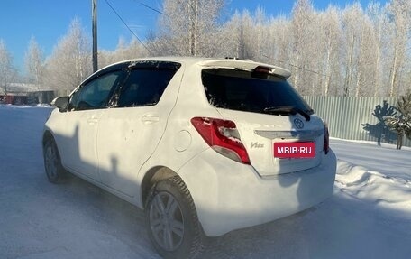 Toyota Vitz, 2016 год, 1 100 000 рублей, 10 фотография