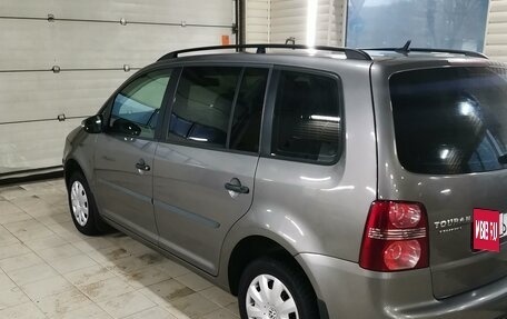 Volkswagen Touran III, 2009 год, 780 000 рублей, 12 фотография