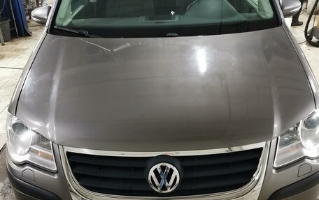 Volkswagen Touran III, 2009 год, 780 000 рублей, 30 фотография