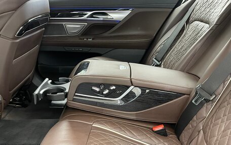 BMW 7 серия, 2020 год, 8 990 000 рублей, 34 фотография