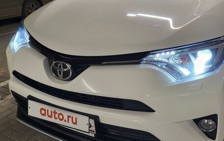 Toyota RAV4, 2017 год, 2 500 000 рублей, 12 фотография