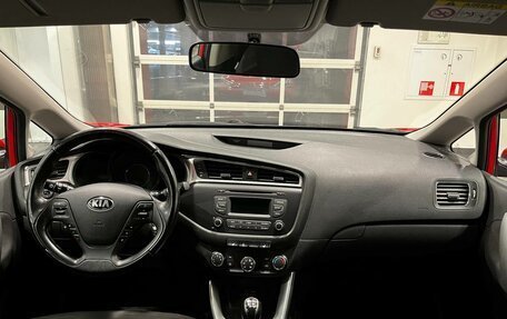 KIA cee'd III, 2015 год, 1 360 000 рублей, 17 фотография