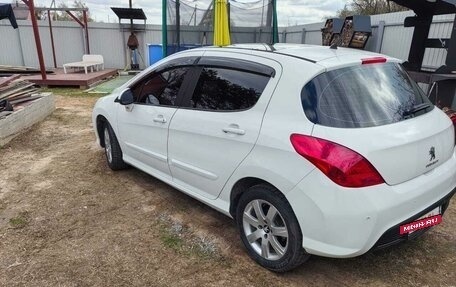 Peugeot 308 II, 2012 год, 799 999 рублей, 3 фотография