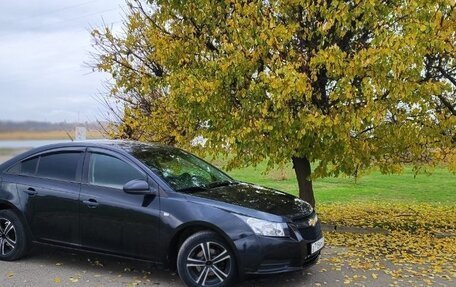 Chevrolet Cruze II, 2010 год, 750 000 рублей, 5 фотография