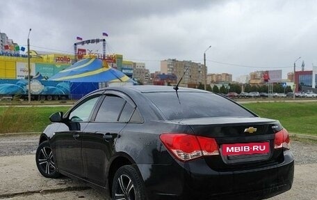 Chevrolet Cruze II, 2010 год, 750 000 рублей, 8 фотография