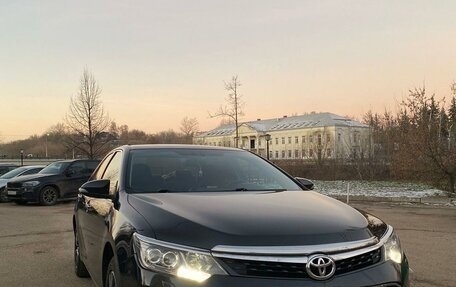 Toyota Camry, 2017 год, 2 900 000 рублей, 5 фотография