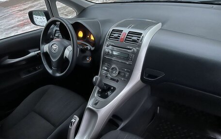 Toyota Auris II, 2007 год, 645 000 рублей, 10 фотография