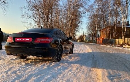 Mercedes-Benz E-Класс, 2009 год, 1 900 000 рублей, 3 фотография