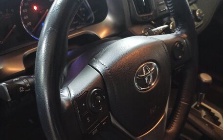 Toyota RAV4, 2013 год, 1 650 000 рублей, 13 фотография