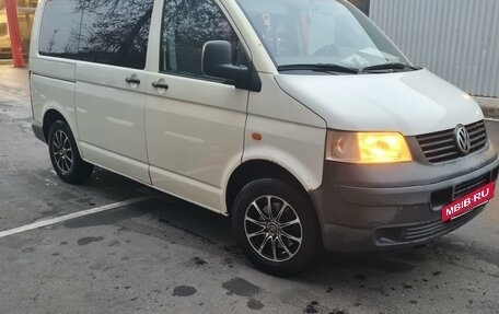 Volkswagen Transporter T5 рестайлинг, 2005 год, 999 000 рублей, 4 фотография