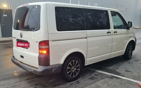 Volkswagen Transporter T5 рестайлинг, 2005 год, 999 000 рублей, 2 фотография