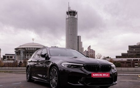 BMW 5 серия, 2019 год, 4 500 000 рублей, 5 фотография