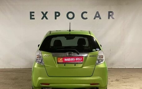 Honda Fit III, 2011 год, 1 100 000 рублей, 4 фотография