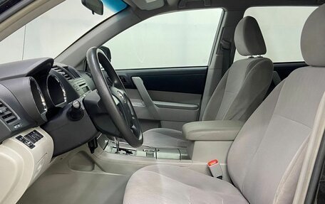 Toyota Highlander III, 2011 год, 2 330 000 рублей, 10 фотография