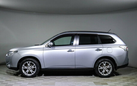 Mitsubishi Outlander III рестайлинг 3, 2012 год, 1 630 000 рублей, 8 фотография