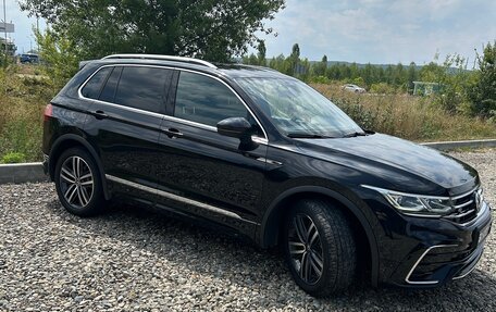 Volkswagen Tiguan II, 2021 год, 3 449 000 рублей, 3 фотография