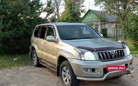 Toyota Land Cruiser Prado 120 рестайлинг, 2004 год, 1 800 000 рублей, 11 фотография