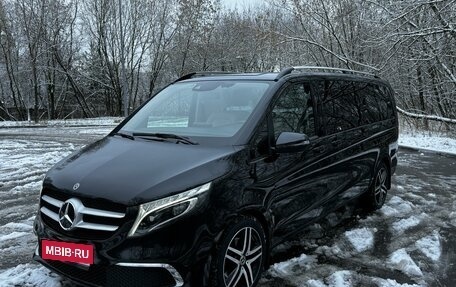 Mercedes-Benz V-Класс, 2019 год, 14 900 000 рублей, 4 фотография