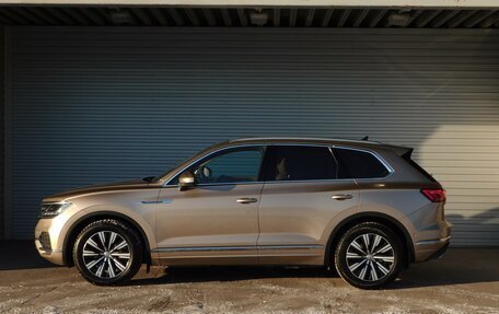 Volkswagen Touareg III, 2018 год, 5 049 000 рублей, 8 фотография