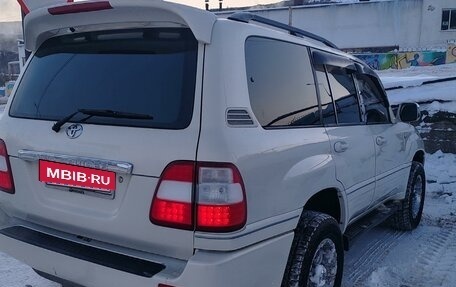 Toyota Land Cruiser 100 рестайлинг 2, 1999 год, 2 500 000 рублей, 5 фотография