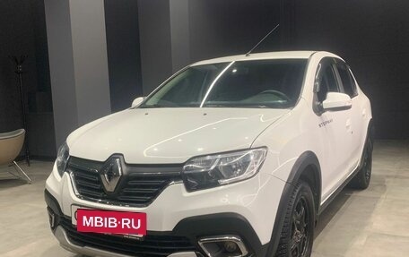 Renault Logan II, 2021 год, 1 450 000 рублей, 2 фотография