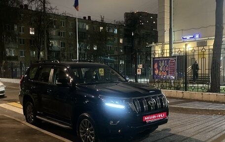 Toyota Land Cruiser Prado 150 рестайлинг 2, 2018 год, 5 399 000 рублей, 18 фотография