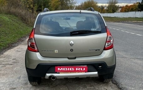 Renault Sandero I, 2012 год, 810 000 рублей, 2 фотография