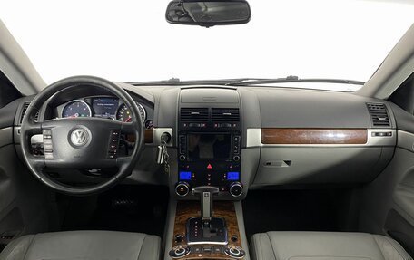 Volkswagen Touareg III, 2009 год, 1 455 000 рублей, 15 фотография