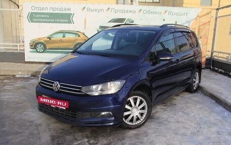 Volkswagen Touran III, 2018 год, 1 950 000 рублей, 6 фотография