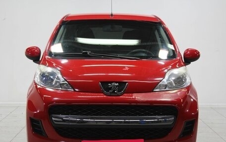 Peugeot 107 I рестайлинг, 2011 год, 543 000 рублей, 2 фотография