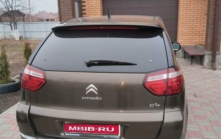 Citroen C4 Picasso II рестайлинг, 2012 год, 530 000 рублей, 4 фотография