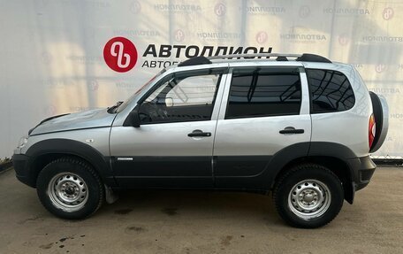 Chevrolet Niva I рестайлинг, 2011 год, 501 900 рублей, 4 фотография