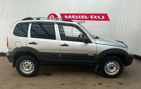 Chevrolet Niva I рестайлинг, 2011 год, 501 900 рублей, 8 фотография