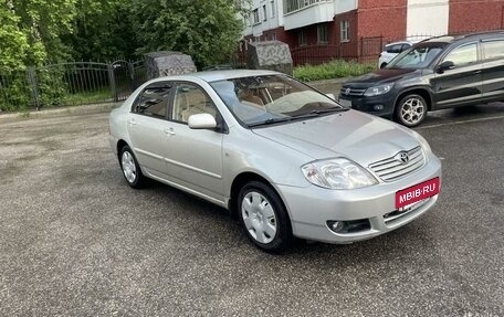 Toyota Corolla, 2005 год, 490 000 рублей, 3 фотография