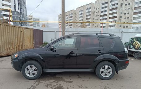 Mitsubishi Outlander III рестайлинг 3, 2012 год, 1 350 000 рублей, 4 фотография