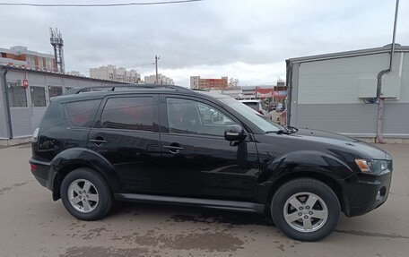 Mitsubishi Outlander III рестайлинг 3, 2012 год, 1 350 000 рублей, 2 фотография