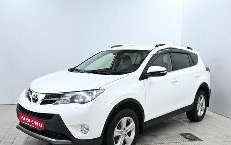 Toyota RAV4, 2014 год, 2 097 000 рублей, 2 фотография