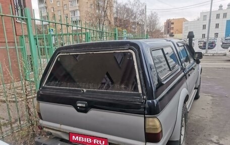 Mitsubishi L200 III рестайлинг, 2005 год, 870 000 рублей, 3 фотография