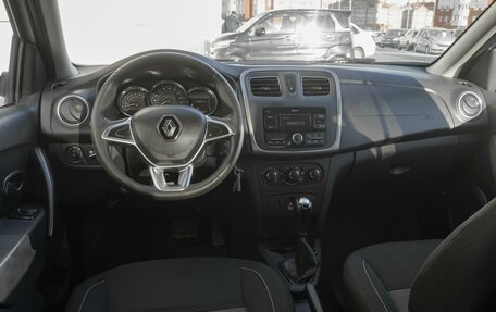 Renault Logan II, 2019 год, 949 000 рублей, 6 фотография