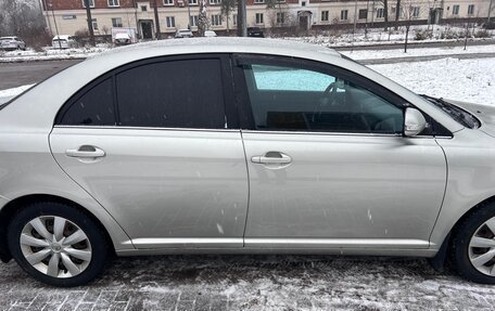 Toyota Avensis III рестайлинг, 2006 год, 970 000 рублей, 3 фотография