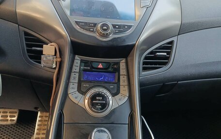 Hyundai Elantra V, 2012 год, 940 003 рублей, 8 фотография