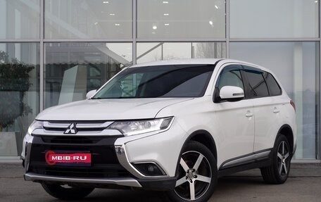 Mitsubishi Outlander III рестайлинг 3, 2017 год, 2 331 000 рублей, 1 фотография