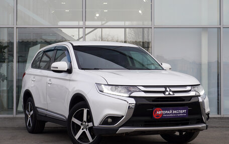 Mitsubishi Outlander III рестайлинг 3, 2017 год, 2 331 000 рублей, 3 фотография