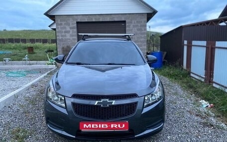 Chevrolet Cruze II, 2011 год, 850 000 рублей, 1 фотография