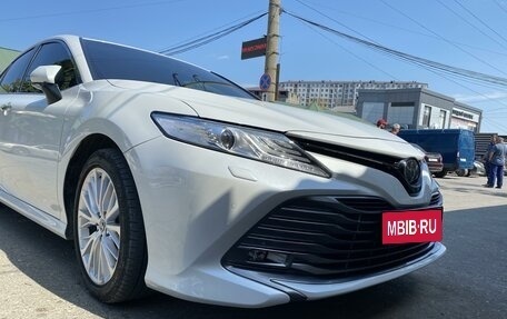 Toyota Camry, 2019 год, 3 250 000 рублей, 2 фотография