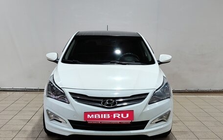 Hyundai Solaris II рестайлинг, 2015 год, 980 000 рублей, 2 фотография