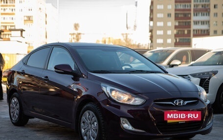 Hyundai Solaris II рестайлинг, 2013 год, 880 000 рублей, 6 фотография