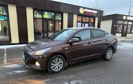 Hyundai Solaris II рестайлинг, 2021 год, 1 890 000 рублей, 4 фотография