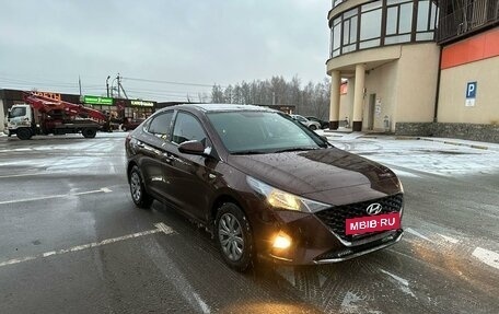 Hyundai Solaris II рестайлинг, 2021 год, 1 890 000 рублей, 3 фотография